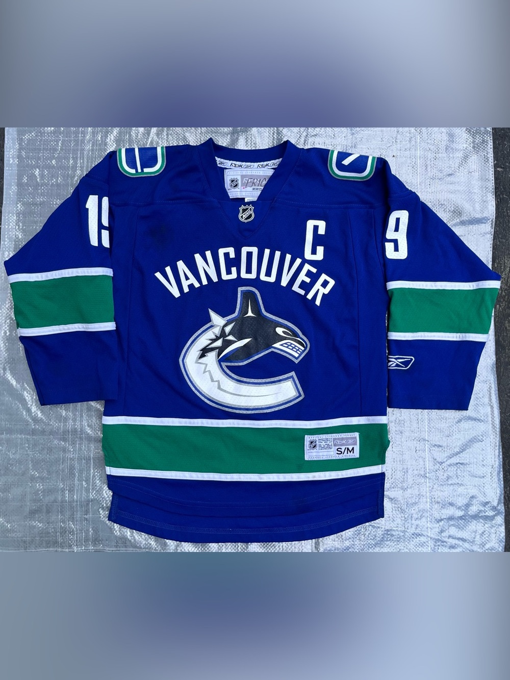 Reebok Vancouver Canucks Sz Youth S/M